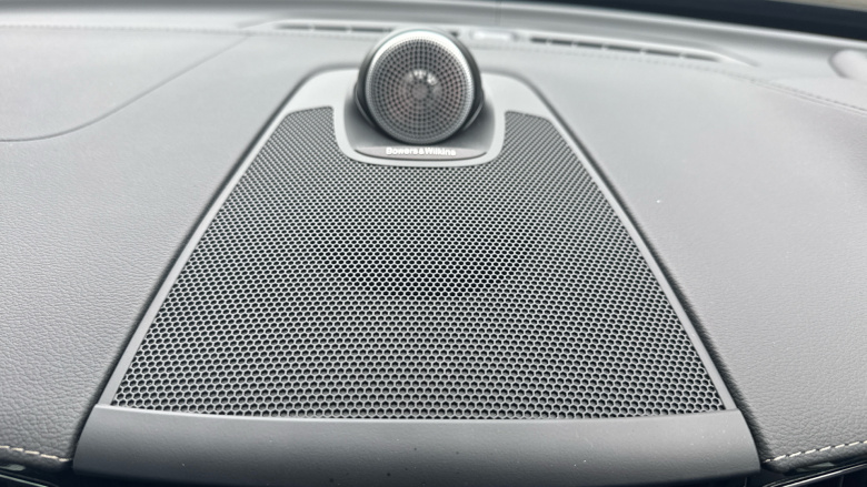 Volvo XC60 2.0 B5P Ultra Black Edition 5dr AWD Geartronic Petrol Estate